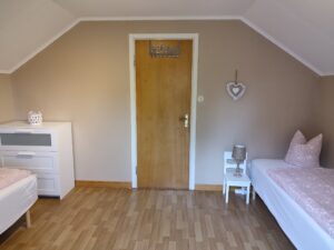 Ferienhaus 2 SZ1 2 300x225